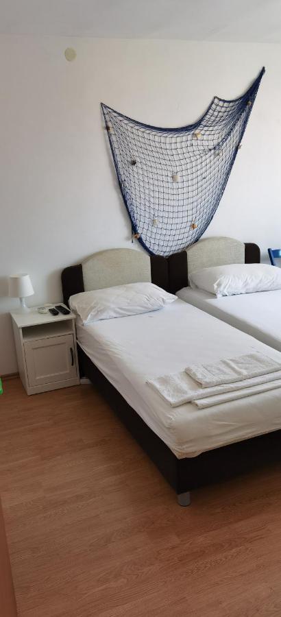 Apartmani Neva Супетар Экстерьер фото
