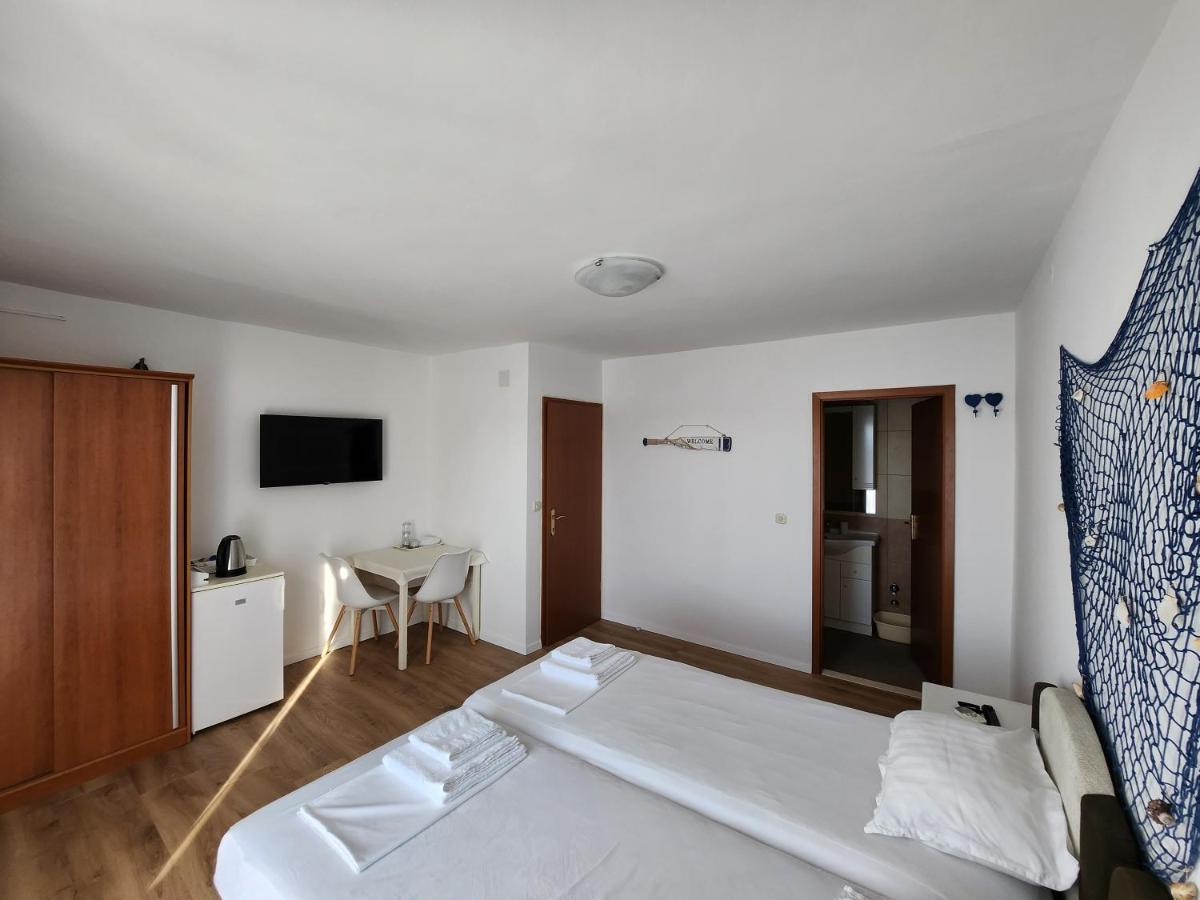 Apartmani Neva Супетар Экстерьер фото