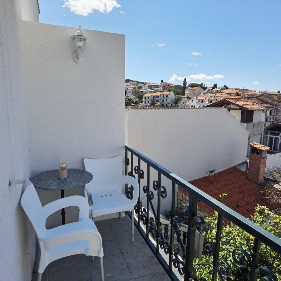 Apartmani Neva Супетар Экстерьер фото