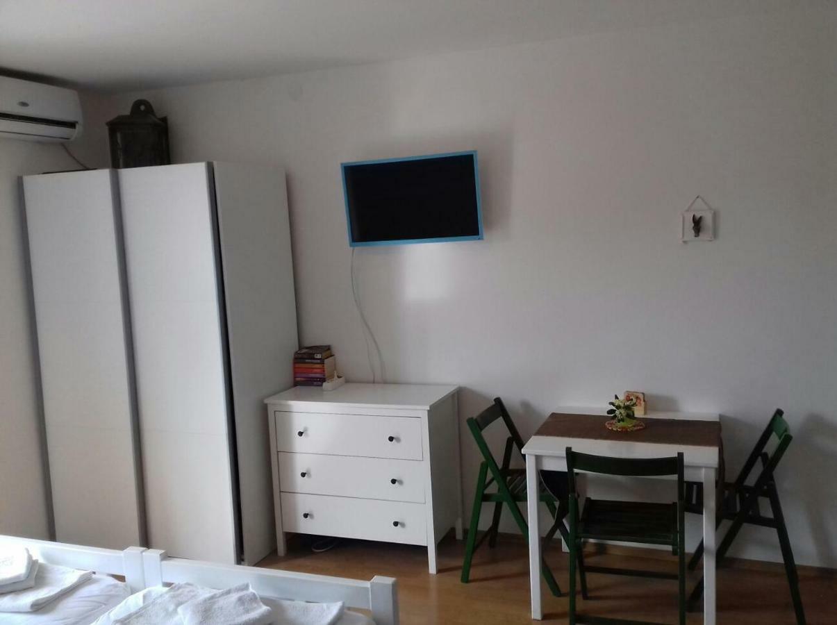 Apartmani Neva Супетар Экстерьер фото
